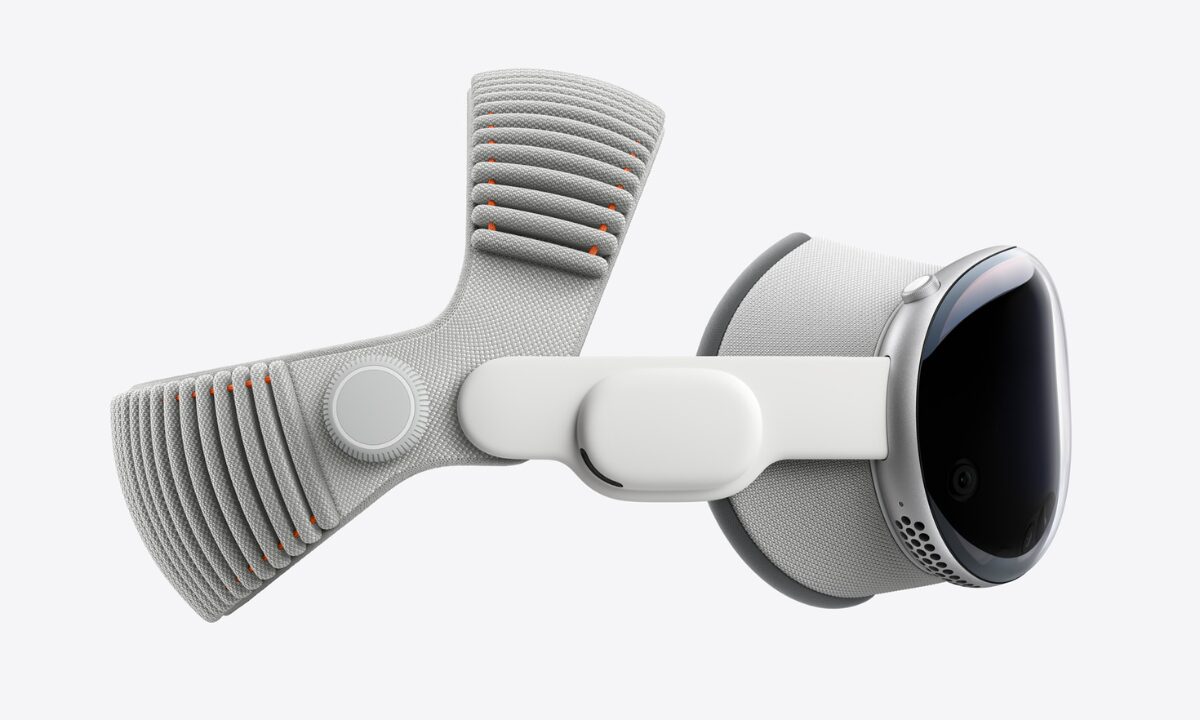 新型Apple Vision Proの新機能・特徴まとめ｜何が変わった？M5チップ・装着バンド・視認性の改善点を徹底解説