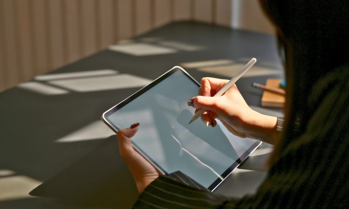 【2025年最新】iPad 第11世代の新機能と特徴まとめ｜A16チップ・価格・性能・使いやすさを徹底解説
