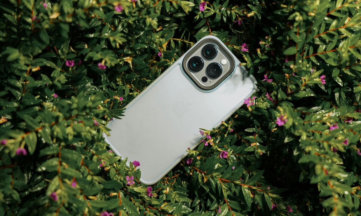 iPhoneスタンドのおすすめ製品を徹底解説｜MagSafe対応・アーム式・折りたたみまで完全ガイド